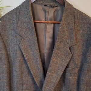 Classic Gray Pure Virgin Wool Sport Coat with Notched Lapel